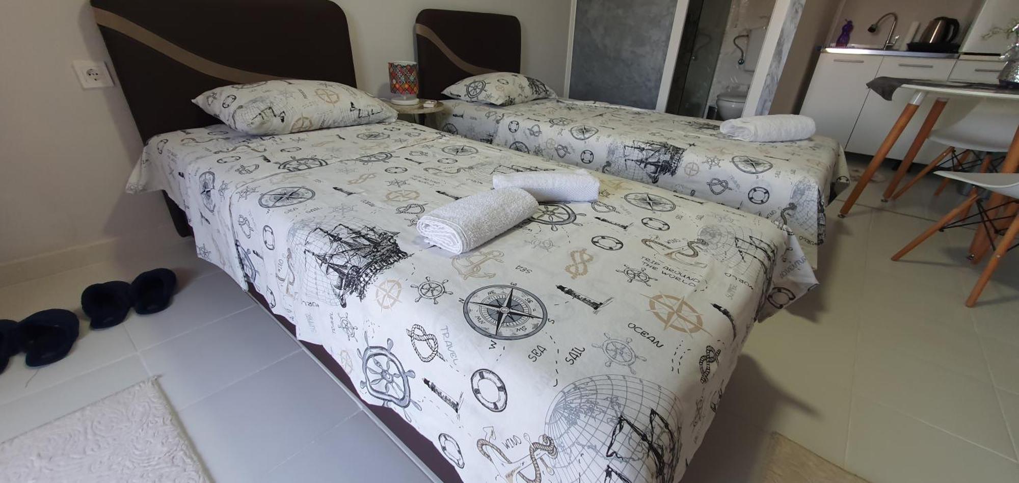 Cozzy Apartment Near The Aiport ポドゴリツァ エクステリア 写真